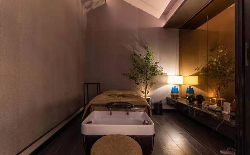 出差去了合肥一家私人按摩Spa水疗会馆，服务非常有特色