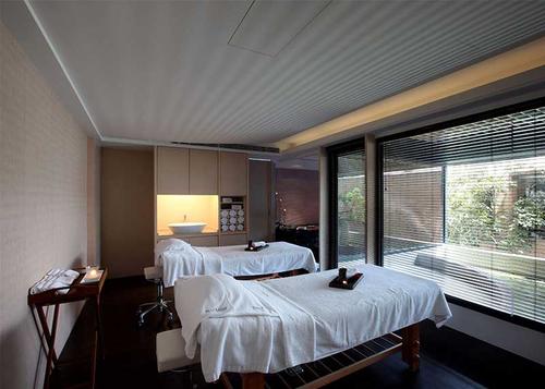 周末去了大连一家私人Spa休闲按摩会馆，环境幽雅体验超棒的