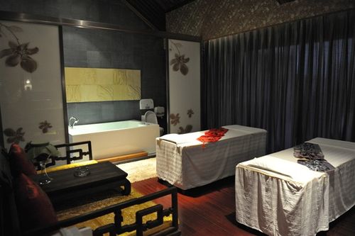 昨晚去了呼和浩特一家私人保健按摩Spa会馆，漂亮小姐姐服务非常好哦