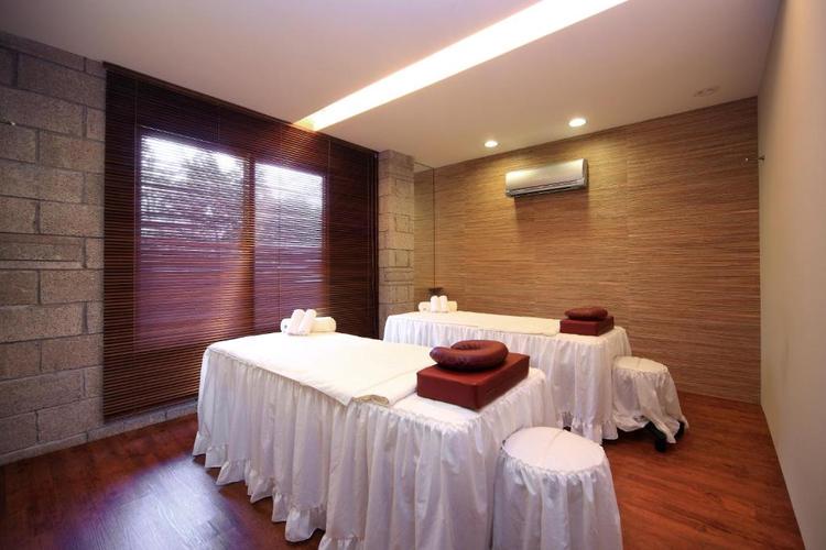 朋友带我去了北京通州一家私人按摩养生会馆，服务超有特色下次还去