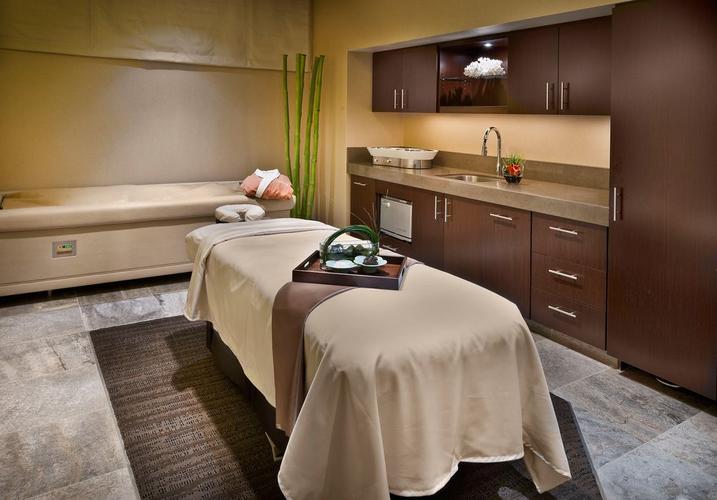 周末光临天津男士按摩Spa养生会馆，感受漂亮小姐姐的完美服务