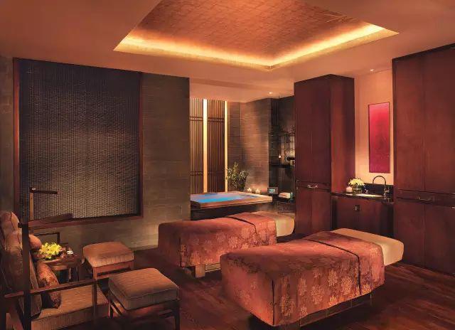 周末去了上海黄埔一家私人Spa保健按摩会馆，服务让人满意，爆赞！